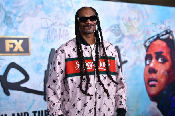 Snoop Dogg Net Worth: Earnings, Career, Salary, Lifestyle & Assets