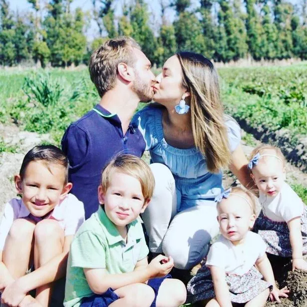 nick vujicic WIFE AND CHILDREN