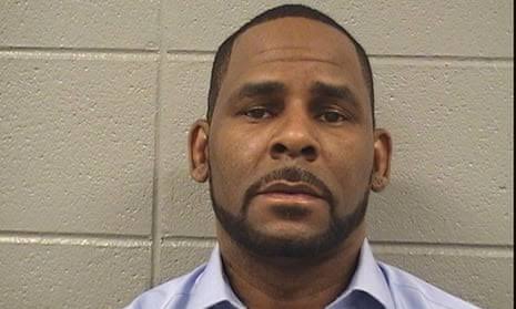 R. Kelly Net Worth, Earnings, Career, Salary, Lifestyle & Assets