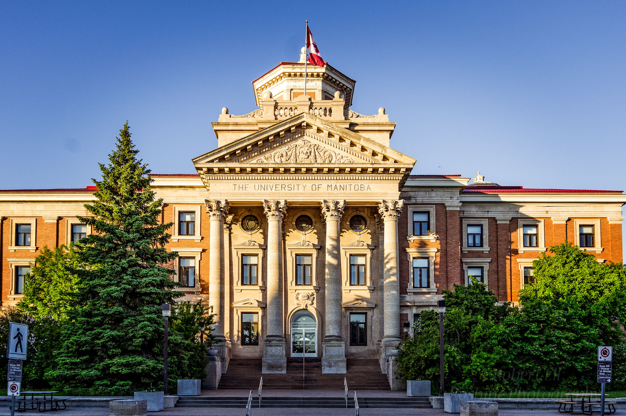 University of Manitoba Scholarships 